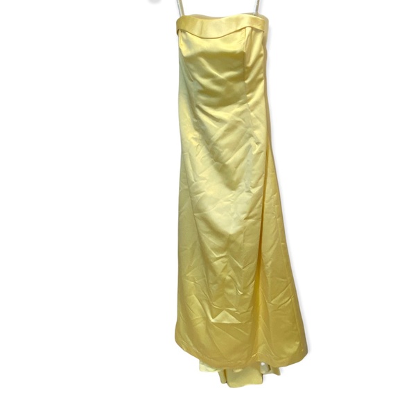 Davids Bridal Yellow Strapless Formal Gown Style #81026 Size 6 - Picture 3 of 11